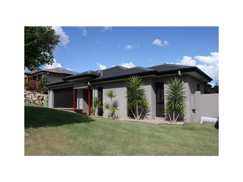 16 Chesterton Street, Pacific Pines QLD 4211