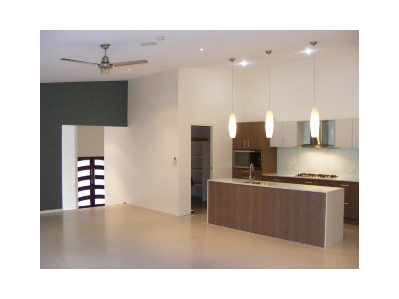 20 Saddle Back Street, Upper Coomera QLD 4209