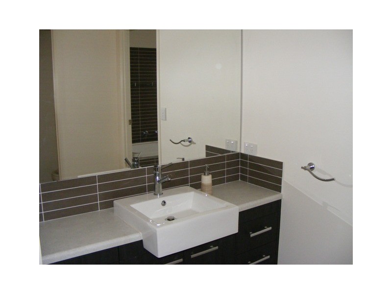 20 Saddle Back Street, Upper Coomera QLD 4209