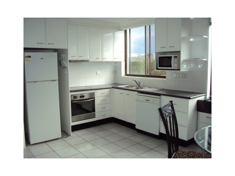 45w/11-13 Fairways Drive, Clear Island Waters QLD 4226