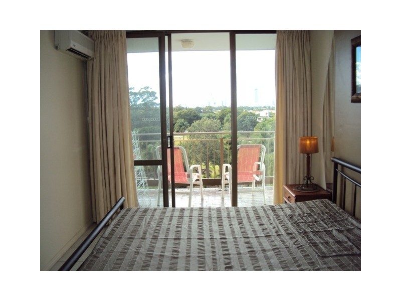 45w/11-13 Fairways Drive, Clear Island Waters QLD 4226