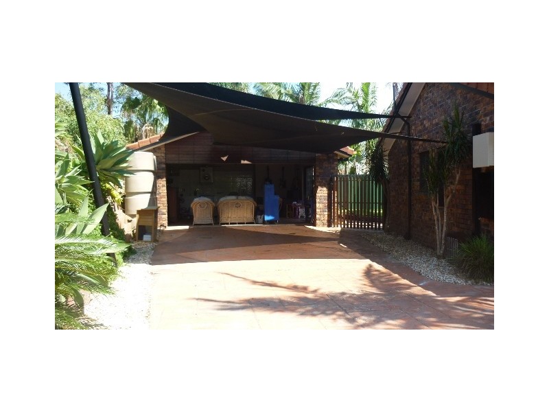 56 Oregon Way, Oxenford QLD 4210