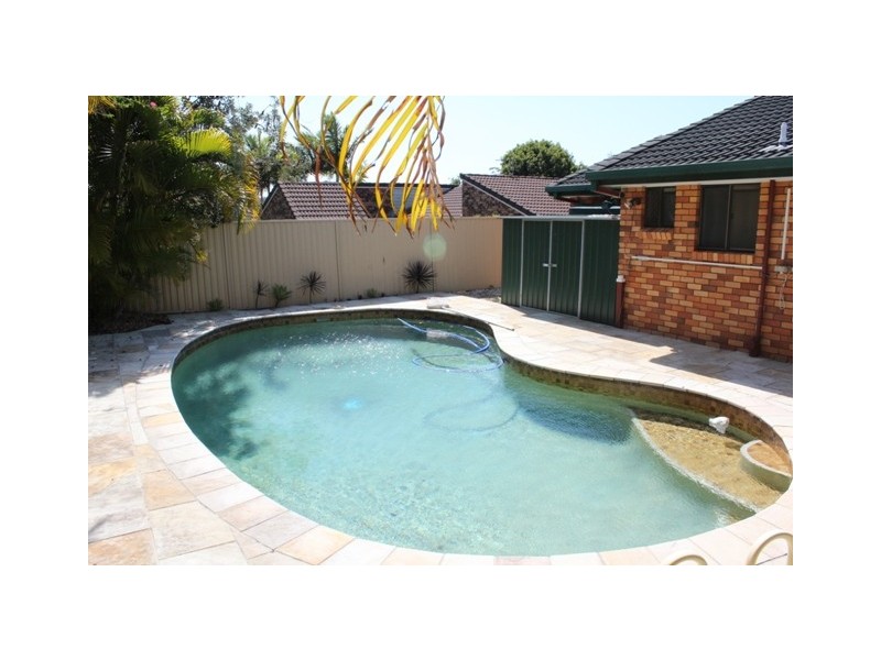 9 Peter Thomson Drive, Parkwood QLD 4214