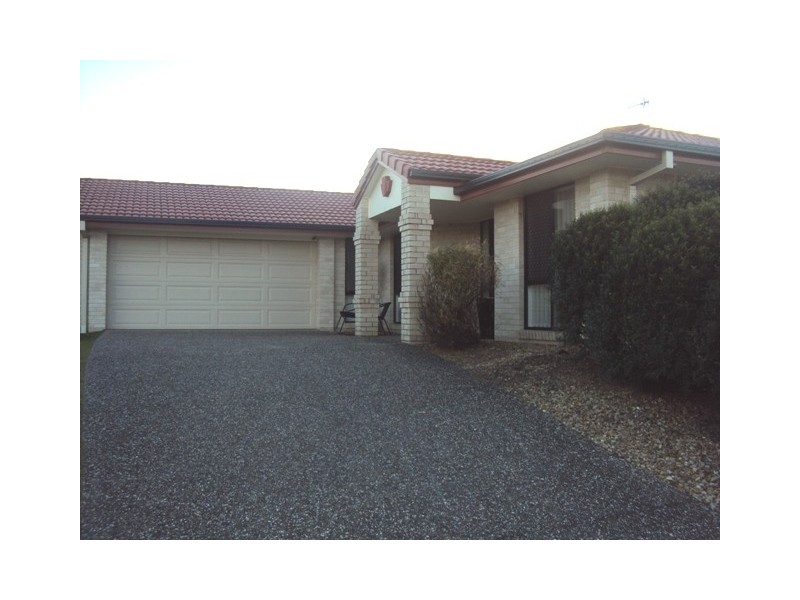 6 Coonowrin Street, Pacific Pines QLD 4211