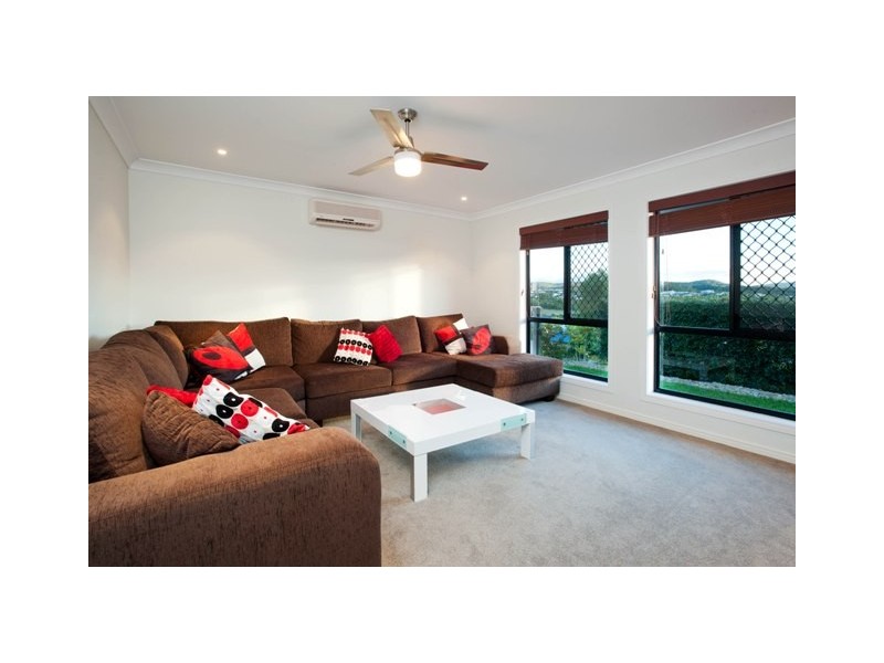 23 Yamba Street, Pacific Pines QLD 4211