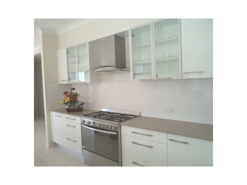 Pacific Pines QLD 4211