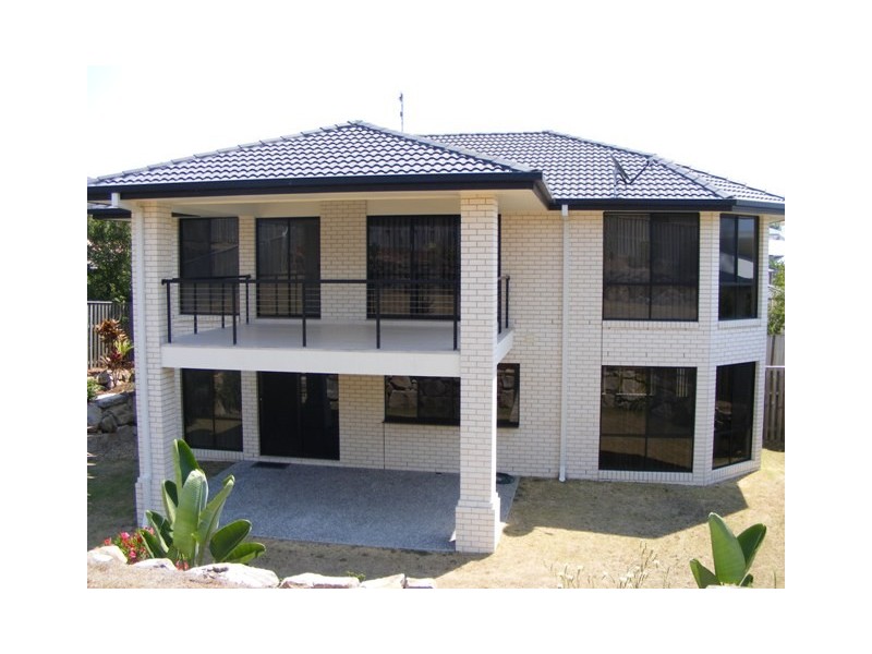 Pacific Pines QLD 4211