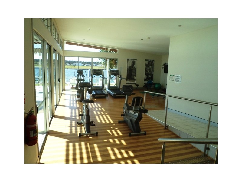 42 Azure Way, Hope Island QLD 4212