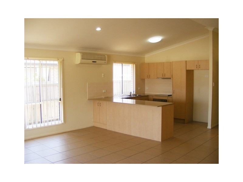 13 Jasmine Cct, Ormeau QLD 4208