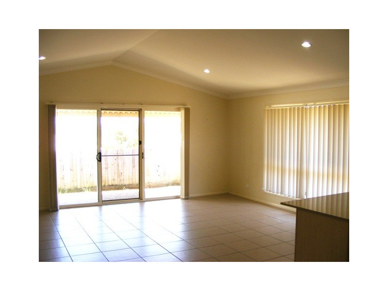 13 Jasmine Cct, Ormeau QLD 4208