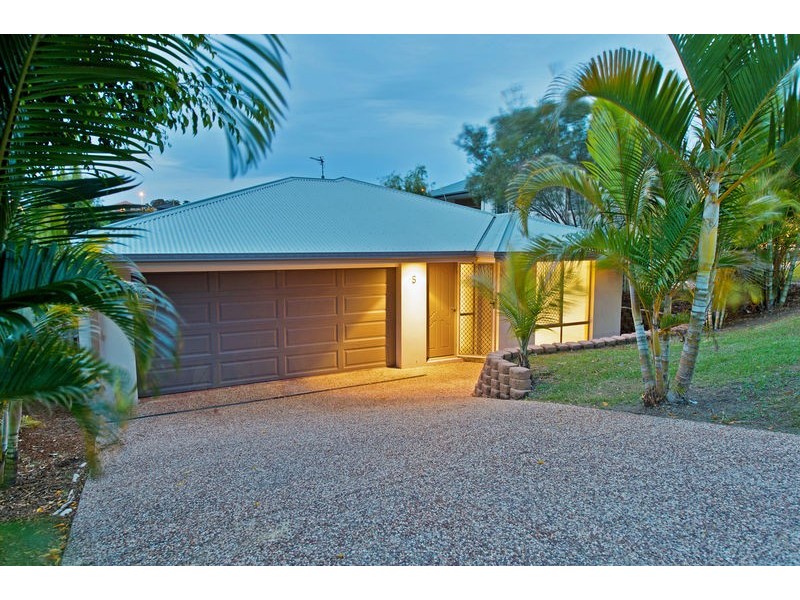 5 Stockdale Street, Pacific Pines QLD 4211