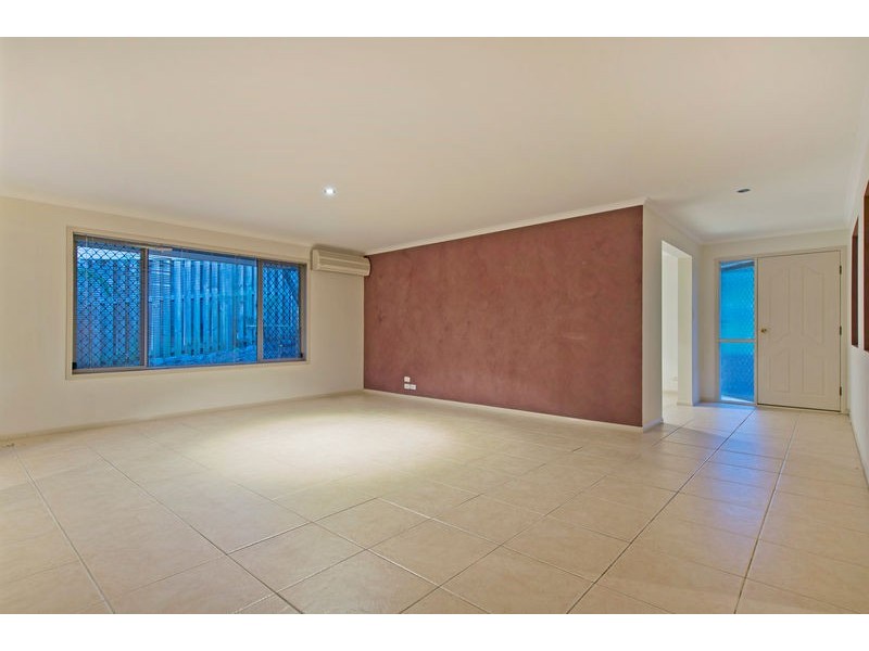 5 Stockdale Street, Pacific Pines QLD 4211