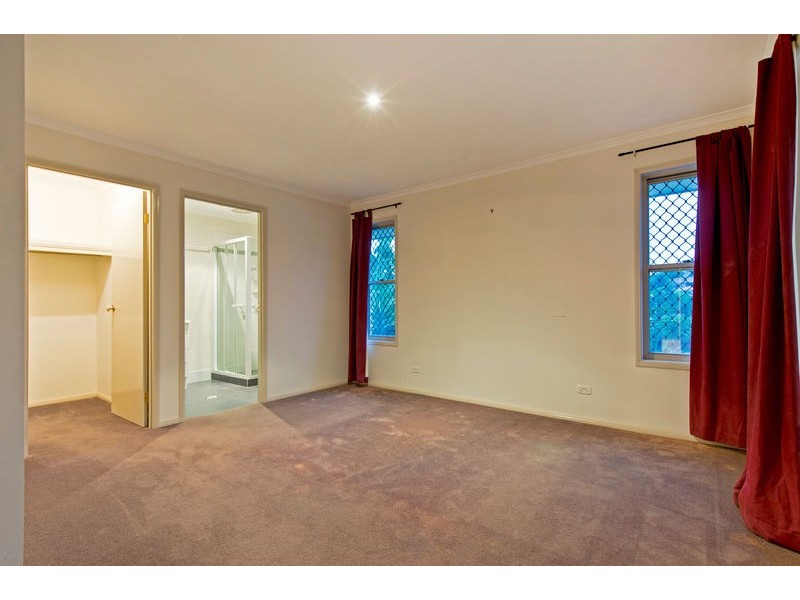 5 Stockdale Street, Pacific Pines QLD 4211