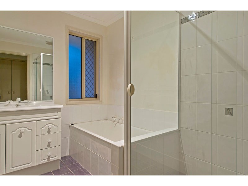 5 Stockdale Street, Pacific Pines QLD 4211