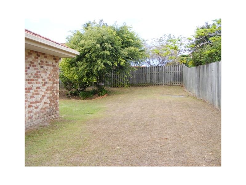 26 Easter Crescent, Pacific Pines QLD 4211