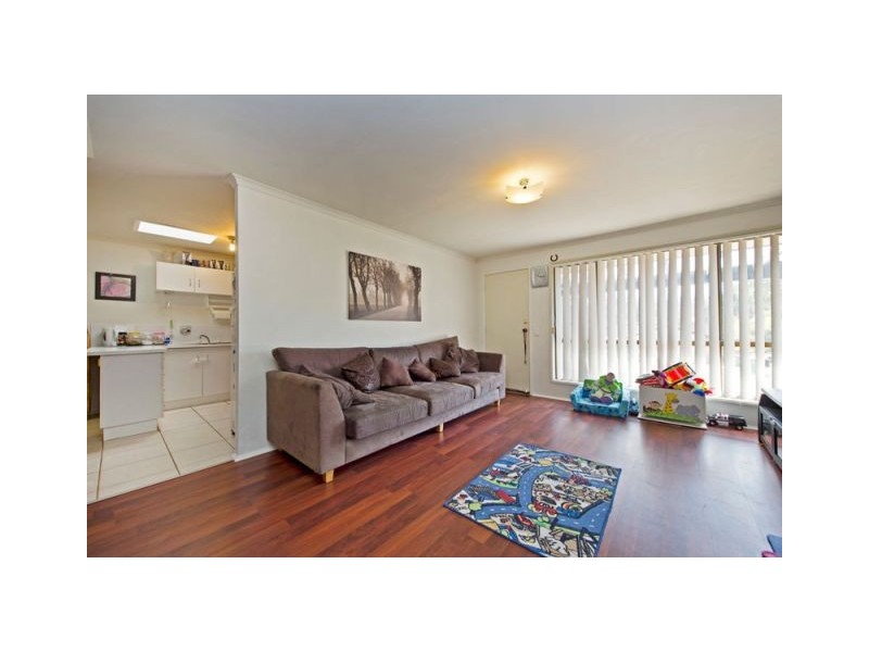 2/5  Theatre Street, Oxenford QLD 4210