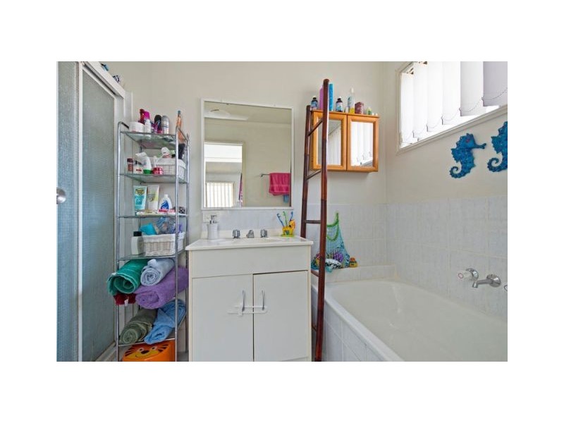 2/5  Theatre Street, Oxenford QLD 4210