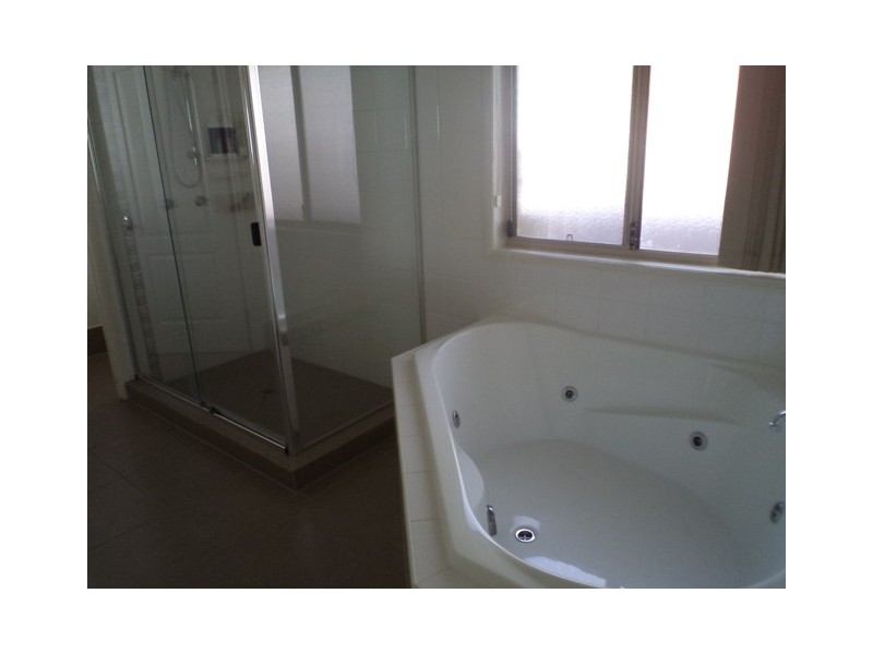 42 Boambillee Dr, Coomera Waters QLD 4209