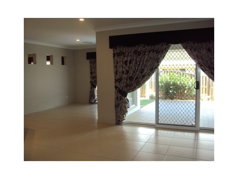 20 Summerlea Crescent, Ormeau QLD 4208