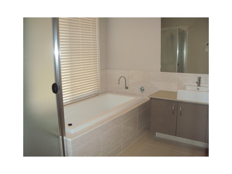 20 Summerlea Crescent, Ormeau QLD 4208