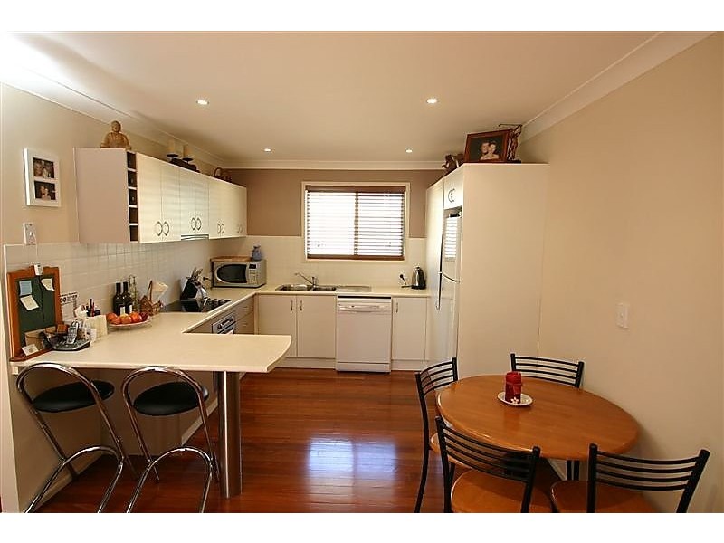 4 / 70 McLean St, Coolangatta QLD 4225