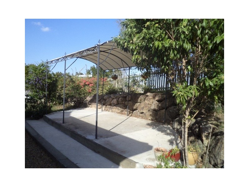 5 Hatutu Street, Pacific Pines QLD 4211