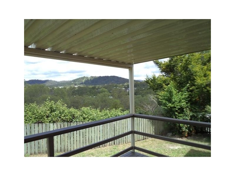 12 Guy Lane, Oxenford QLD 4210