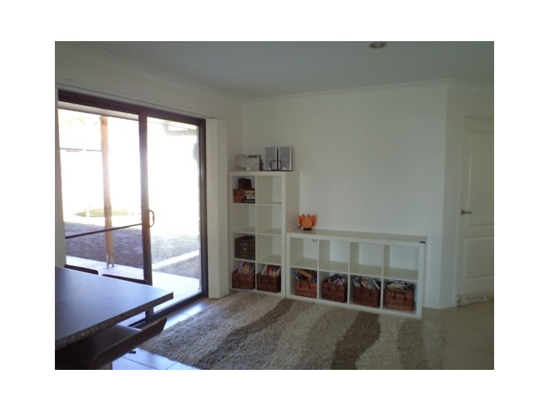 14 Bellinger Key, Pacific Pines QLD 4211