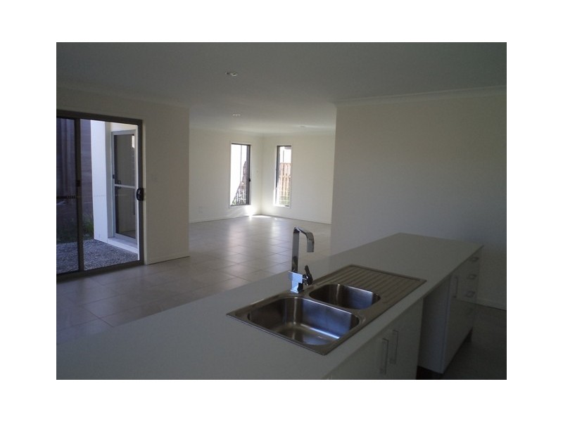 Hope Island QLD 4212