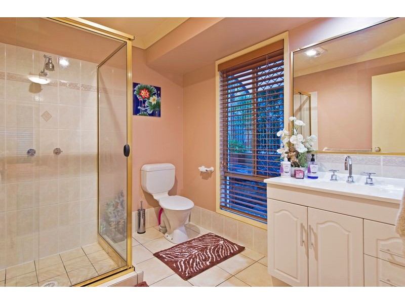 42 Carter Street, Pacific Pines QLD 4211