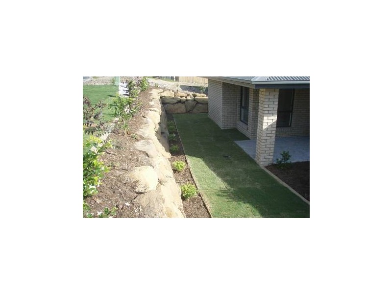 3 Hanover Drive, Pimpama QLD 4209