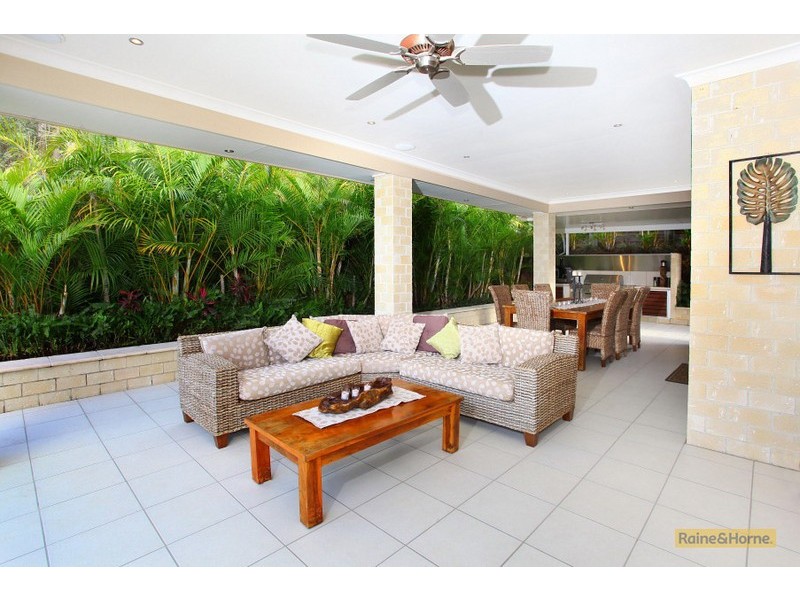 Pacific Pines QLD 4211