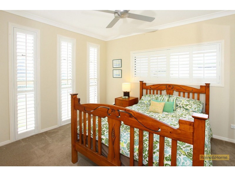 Pacific Pines QLD 4211