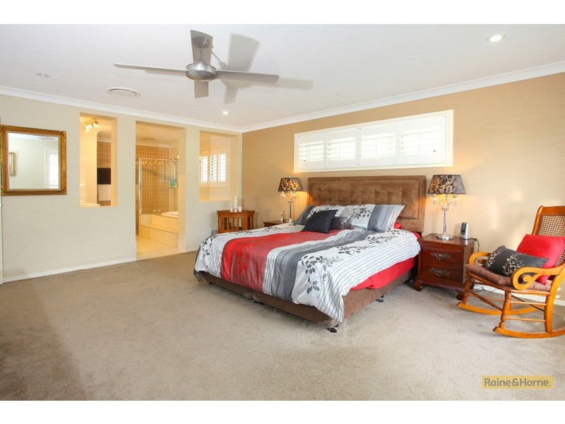 Pacific Pines QLD 4211