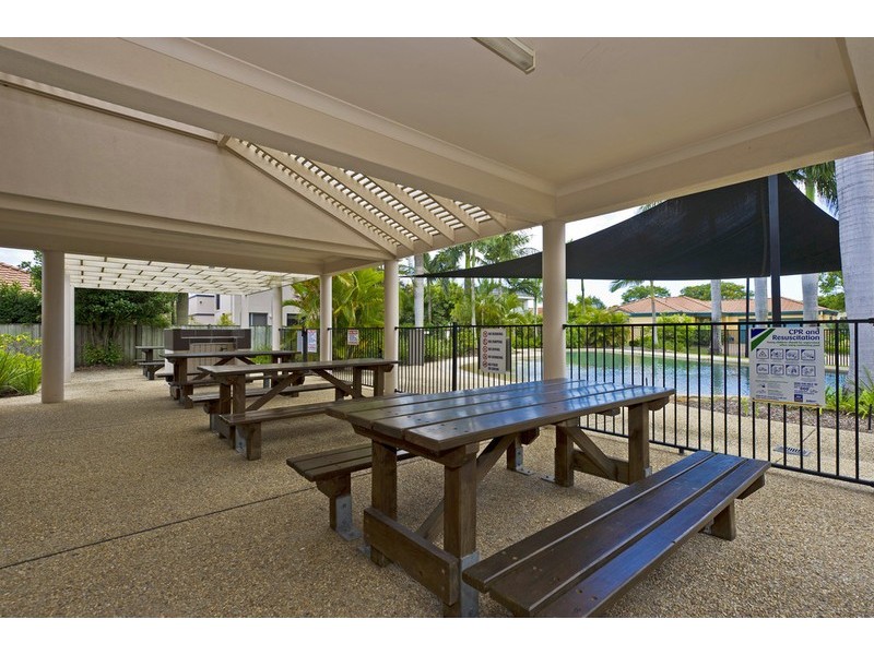 72/2 Anaheim Dr, Helensvale QLD 4212