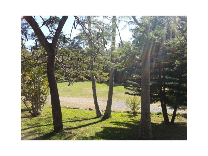 8 Banyuna Dr, Gaven QLD 4211