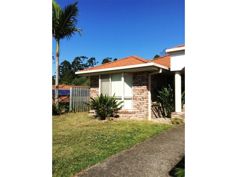 8 Harwood Place, Maudsland QLD 4210