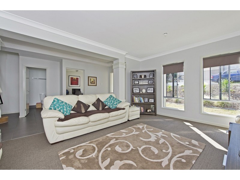 45 Village High Cresscent, Coomera Waters QLD 4209