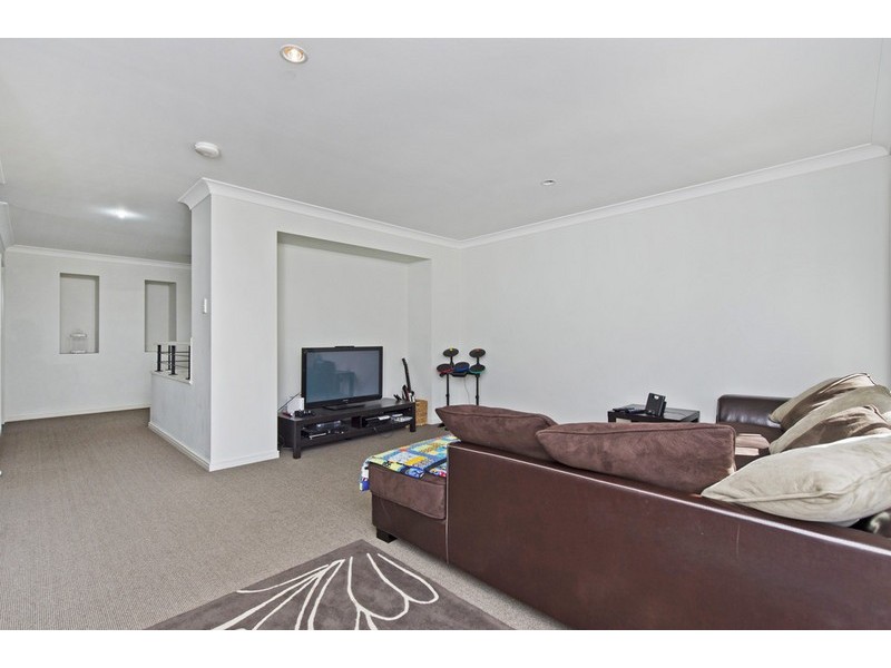 45 Village High Cresscent, Coomera Waters QLD 4209