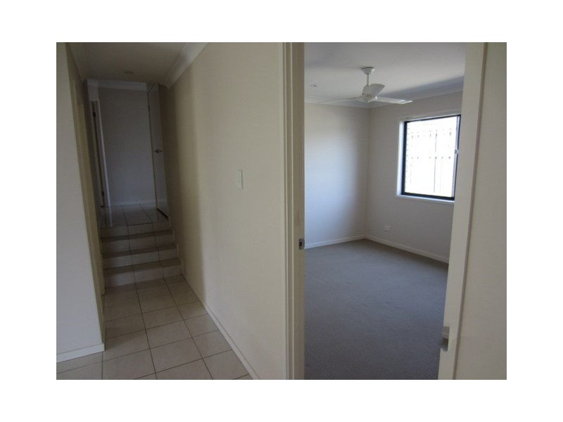 11 Kaplin St, Oxenford QLD 4210