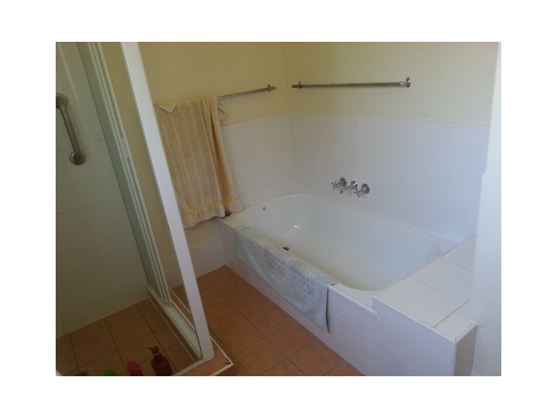 18 Eucalyptus Court, Oxenford QLD 4210