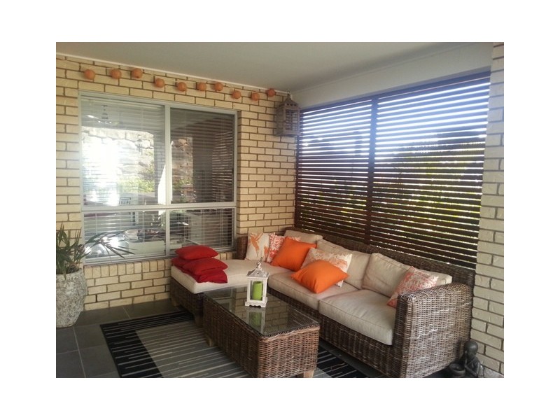 4 Faraday Crescent, Pacific Pines QLD 4211