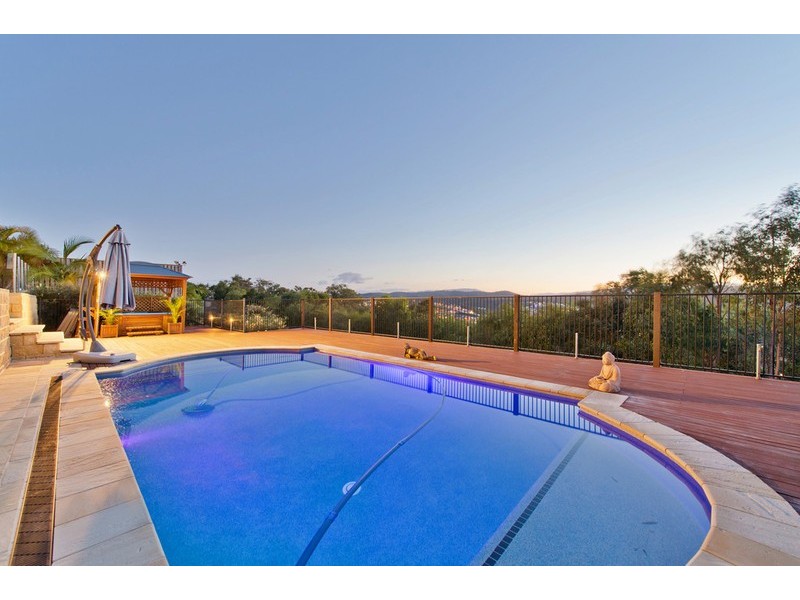 72 Salvado Drive, Pacific Pines QLD 4211