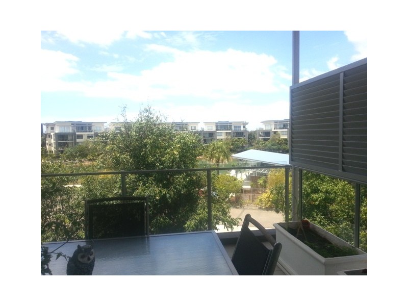534/3-5 Pendraat Parade, Hope Island QLD 4212