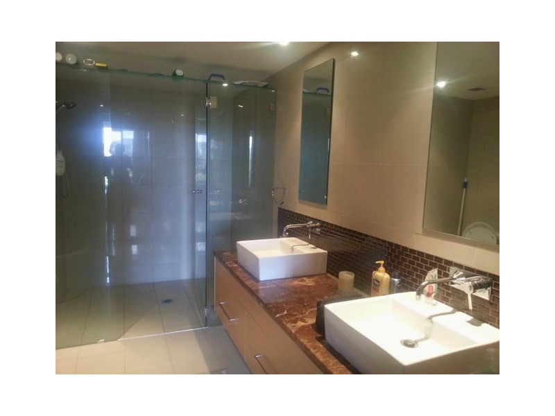 534/3-5 Pendraat Parade, Hope Island QLD 4212