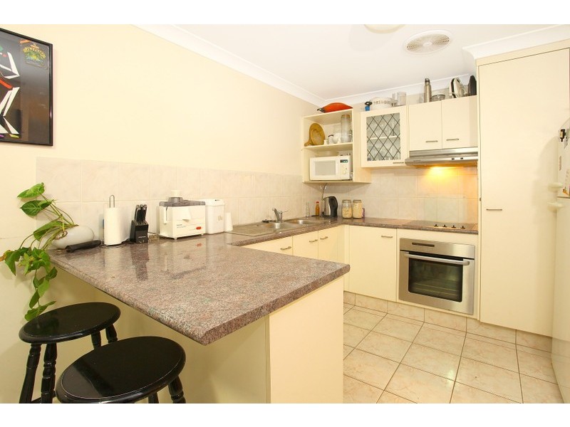 14 Plimsoll Place, Helensvale QLD 4212