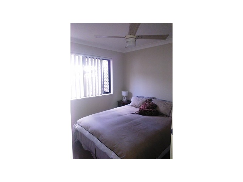 4 Eurella Street, Pacific Pines QLD 4211