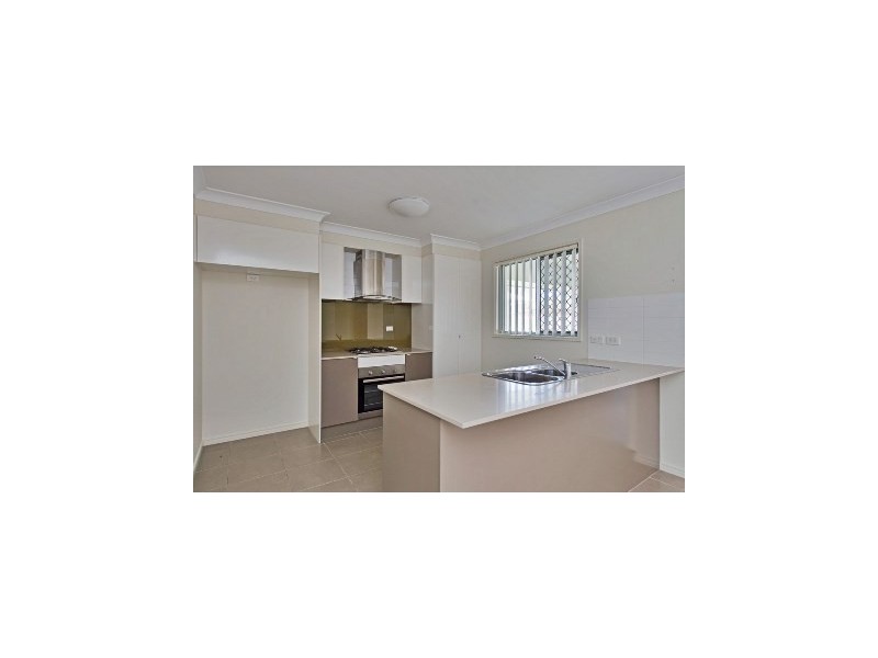 4  Severn Street, Coomera QLD 4209