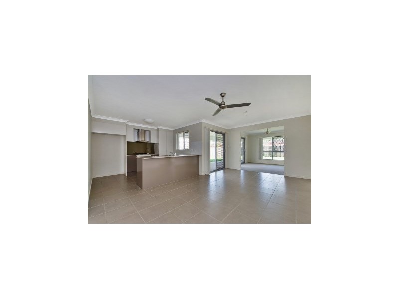 4  Severn Street, Coomera QLD 4209