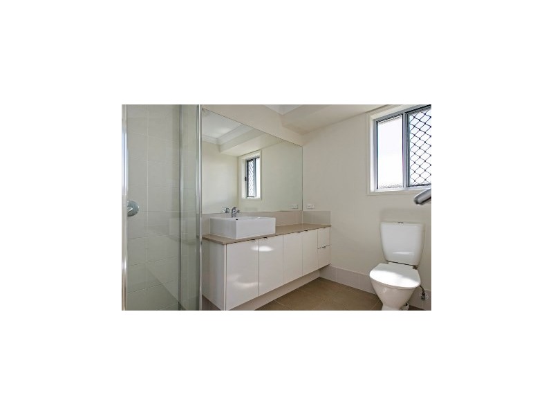 4  Severn Street, Coomera QLD 4209